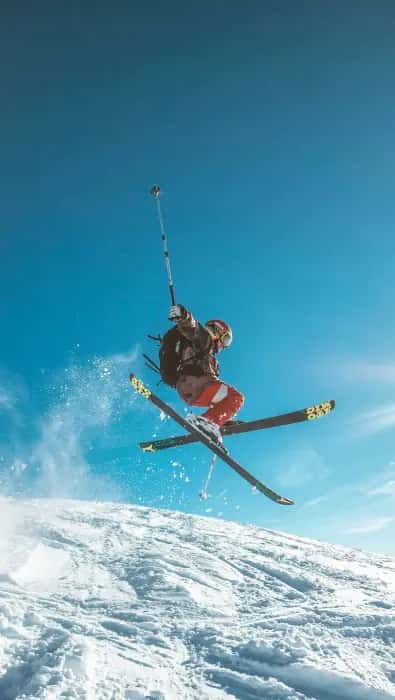 Skiing travel package: 4 Nights 5 Days