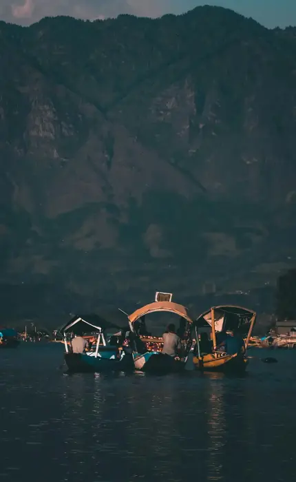Economy travel package: 5 Nights 6 Days